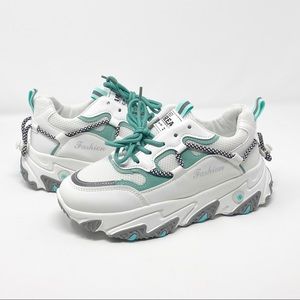 CHUNKY FASHION SNEAKERS WOMENS Size 7